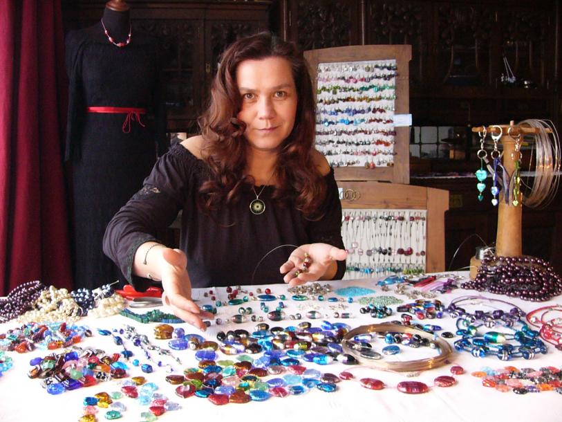 Tyche-glass | Helena Paterová